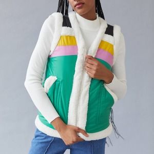 NWT Urban Outfitters BDG Nylon Sherpa Vest Soft Fleece Winter Ski Vest Sz S